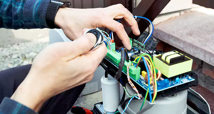 Automatic Driveway Gate Repair in Opa-locka, FL