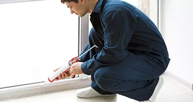 Window Glass Caulk Repair in Opa-locka, FL