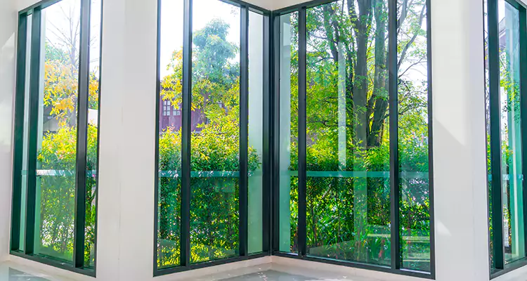 Emergency Balcony Door Glass Repair in Opa-locka, FL