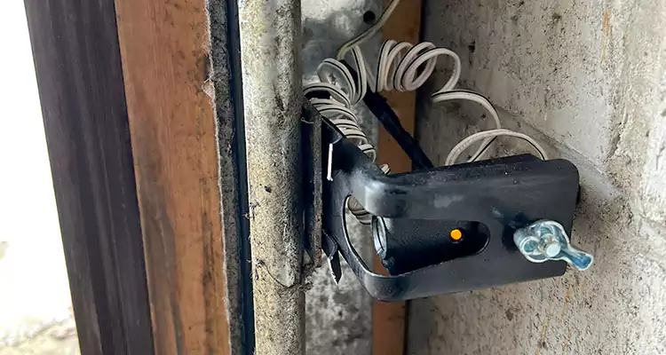 Fix Broken Garage Door Sensor in Opa-locka, FL