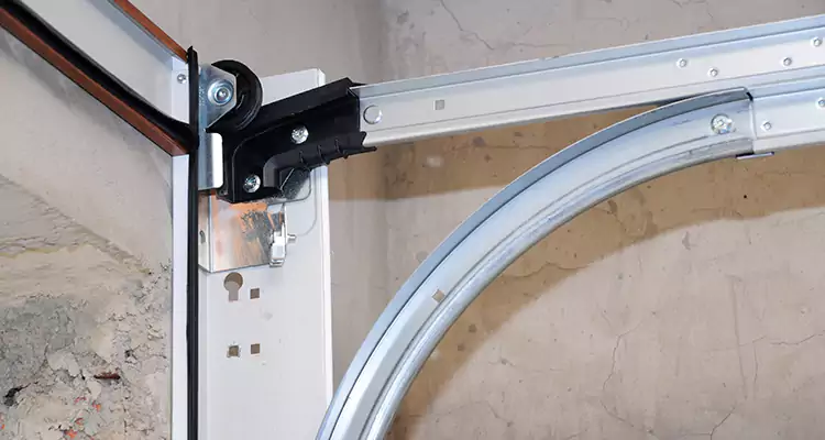 Maintain Liftmaster Garage Door Off Track in Opa-locka, FL