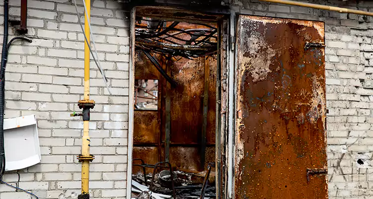 Metal Door Rust Repair in Opa-locka, FL