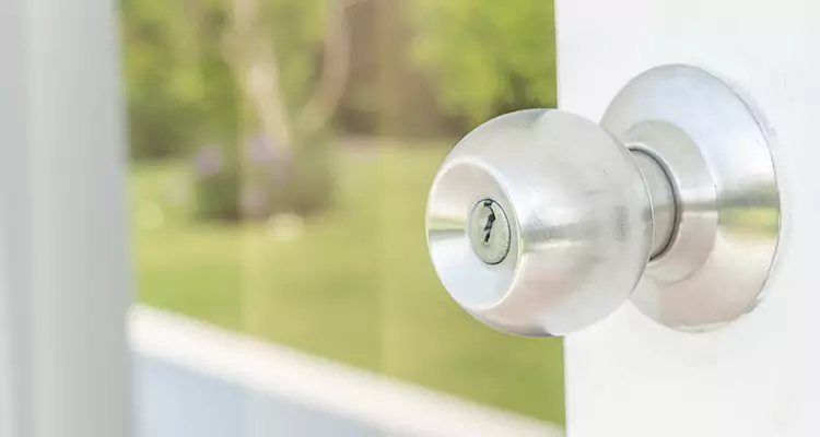 Patio Door Mechanism Jammed in Opa-locka, FL