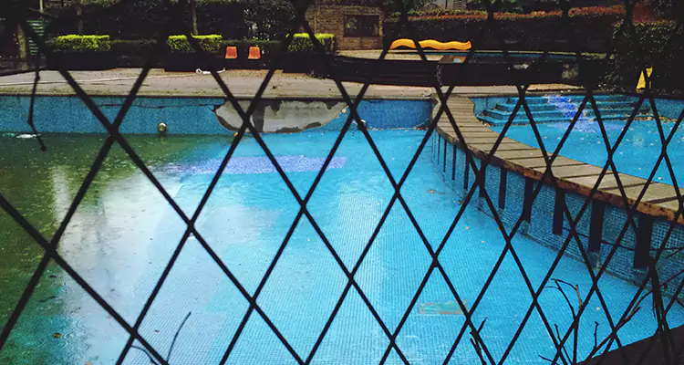 Lanai Screen Repair in Opa-locka, FL