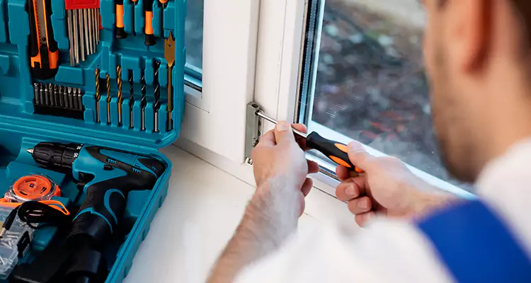 Mirrored Sliding Doors Replacement Expert in Opa-locka, FL